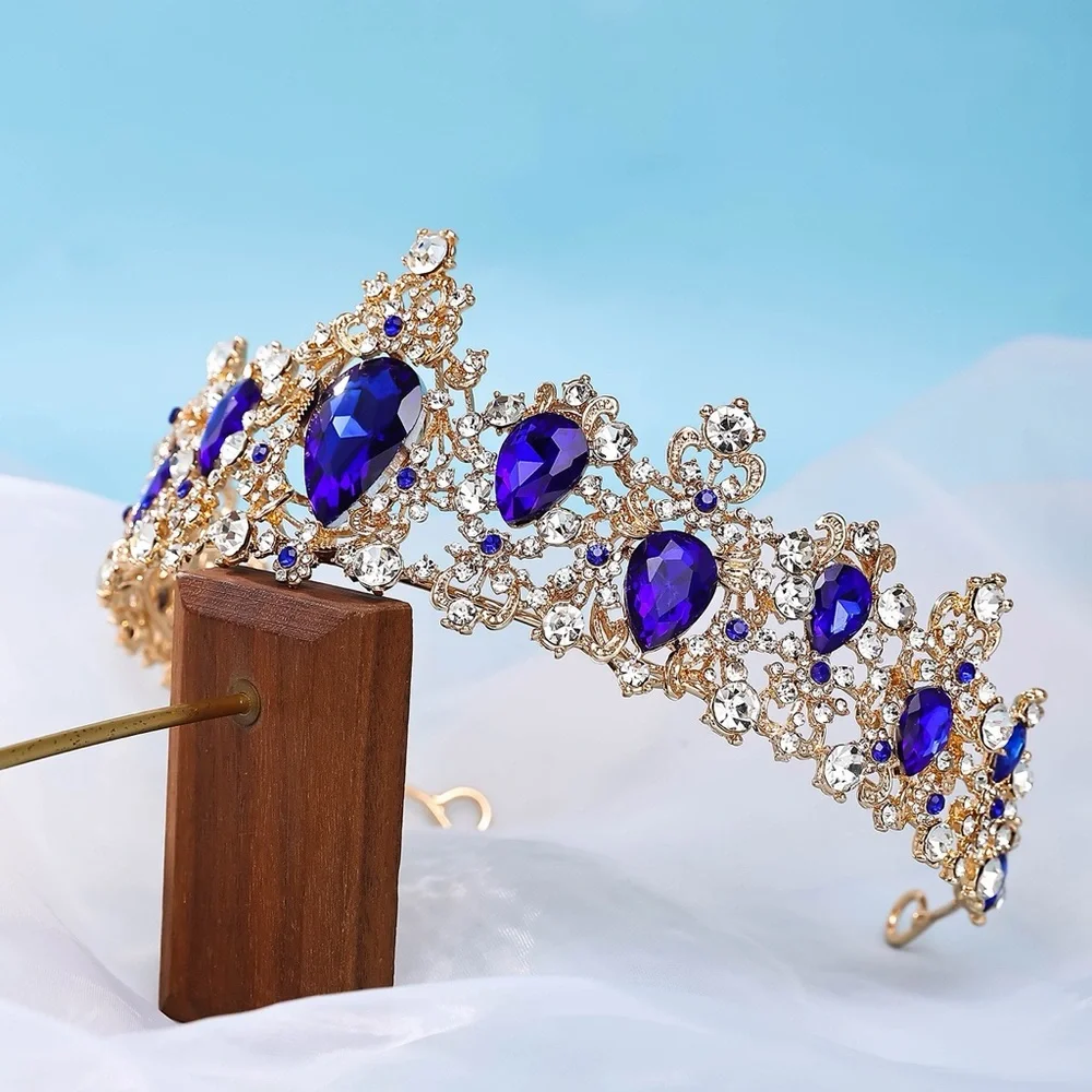 N/A stunning tiara